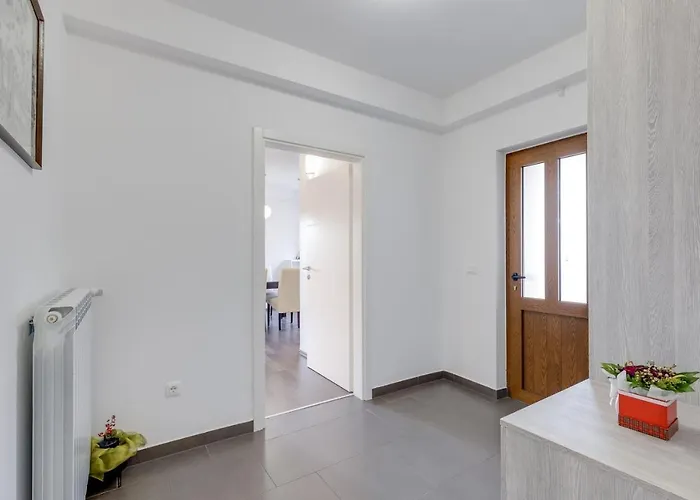 Διαμέρισμα Two-bedroom Tatty