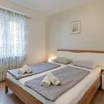Two-bedroom Tatty