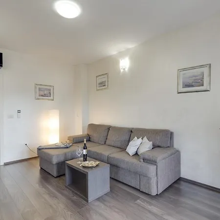 Apartman Two-bedroom Tatty
