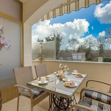 Апартаменти Two-bedroom Tatty