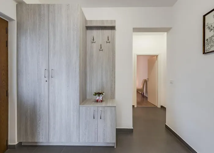 Апартаменти Two-bedroom Tatty