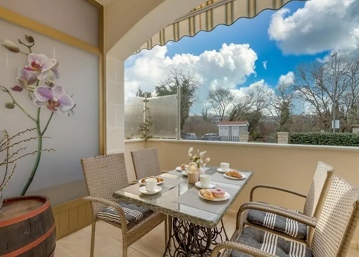 Апартаменти Two-bedroom Tatty